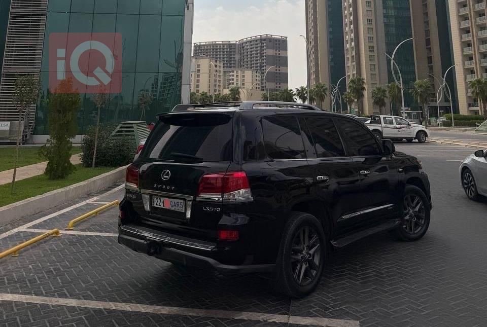 Lexus LX